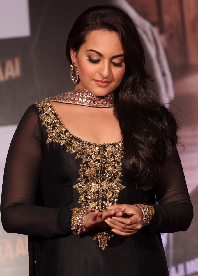 sonakshi sinha
